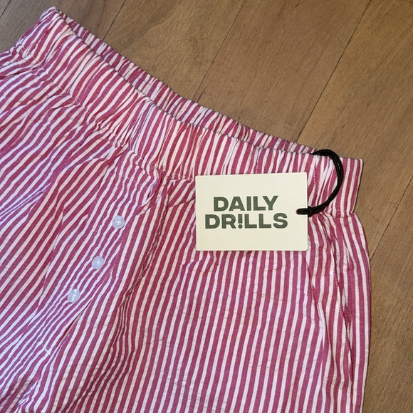 NWT Daily Drills Striped Seersucker Resort Pants - Pink/ White XS/S - Picture 4 of 8